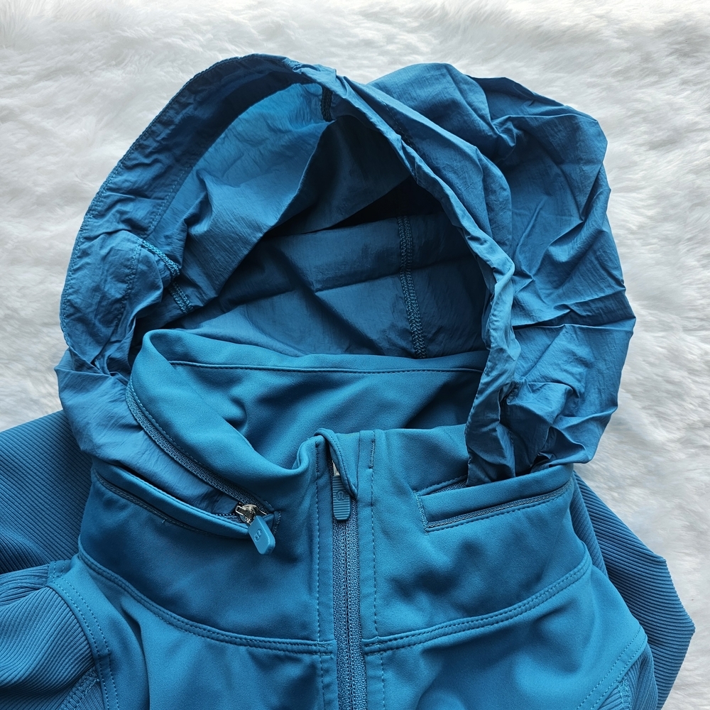 Lululemon Far And Free Jacket - Picture 11 of 14
